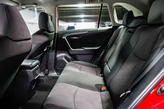 Thumbnail: 2023 Toyota RAV4 - 18