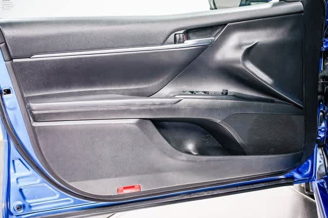 Thumbnail: 2020 Toyota Camry - 19