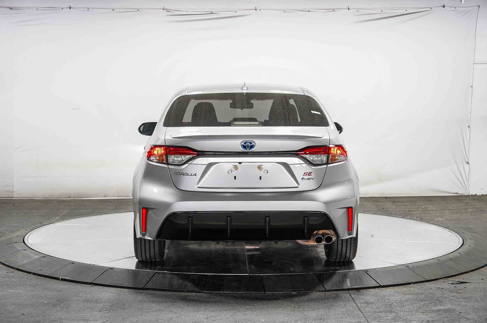 Thumbnail: 2025 Toyota Corolla - 4