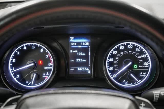2022 Toyota Camry SE 25