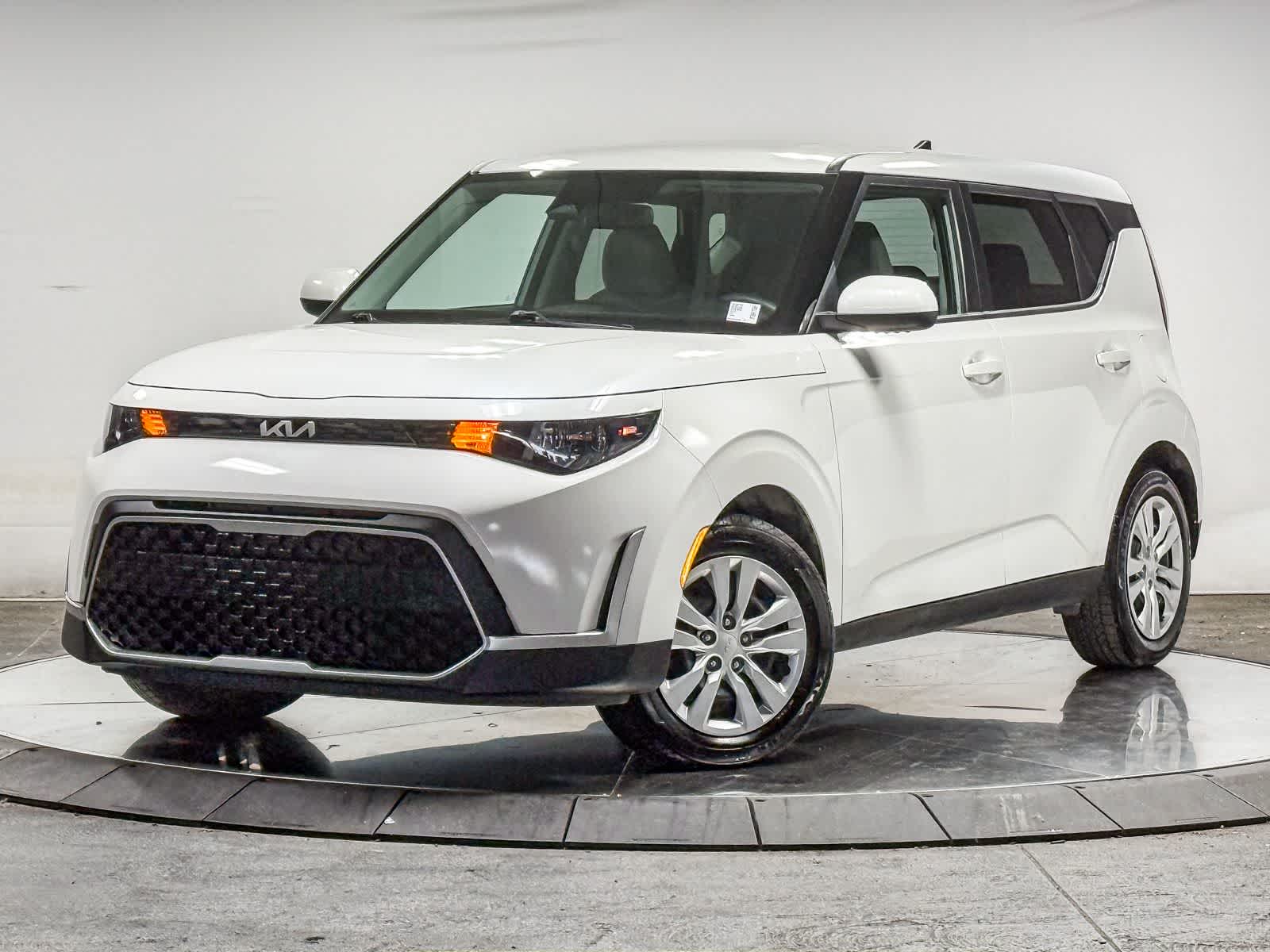 2023 Kia Soul LX -
                  Van Nuys, CA