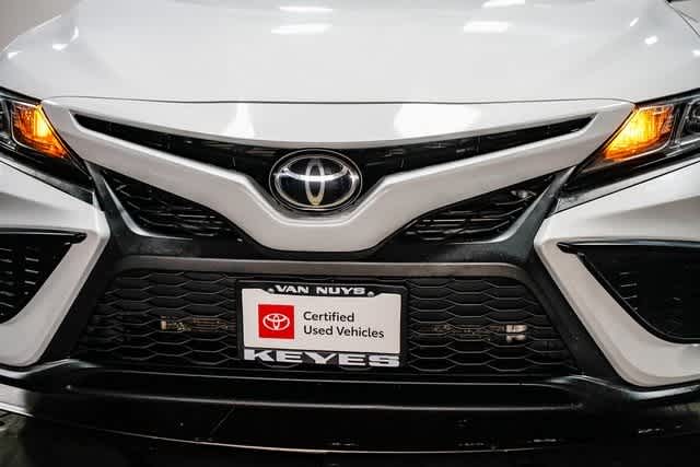 2022 Toyota Camry SE 9