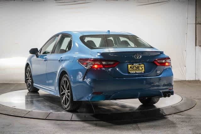 Thumbnail: 2023 Toyota Camry - 3