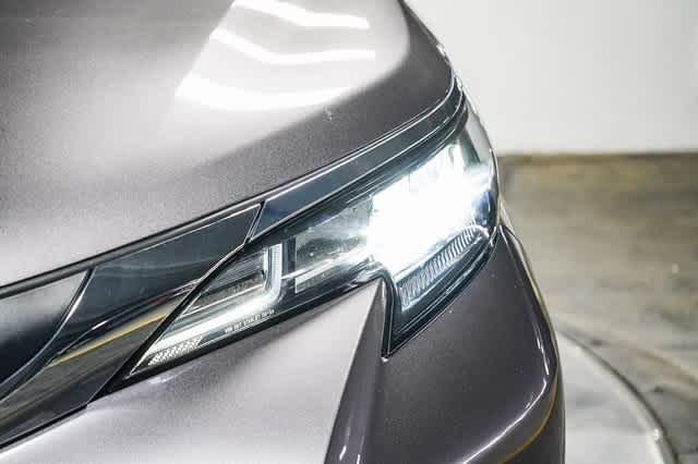 Thumbnail: 2021 Toyota Sienna - 8