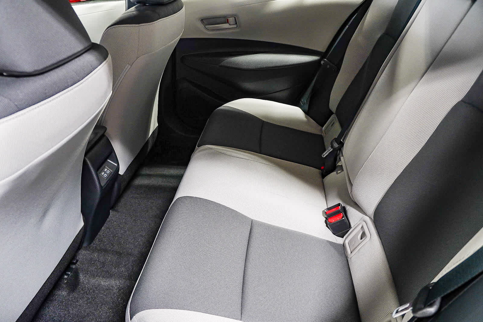 Thumbnail: 2026 Toyota Corolla - 21