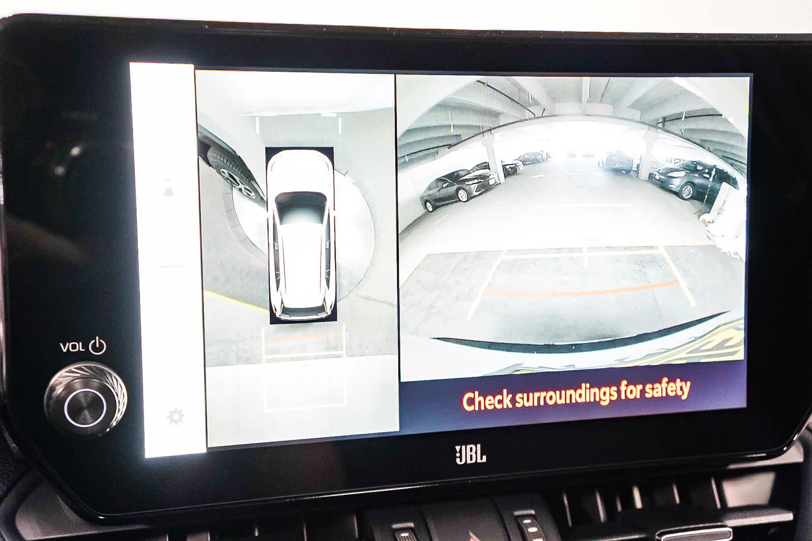 Thumbnail: 2025 Toyota RAV4 - 29