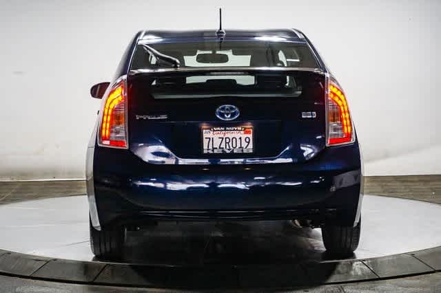 Thumbnail: 2015 Toyota Prius - 4