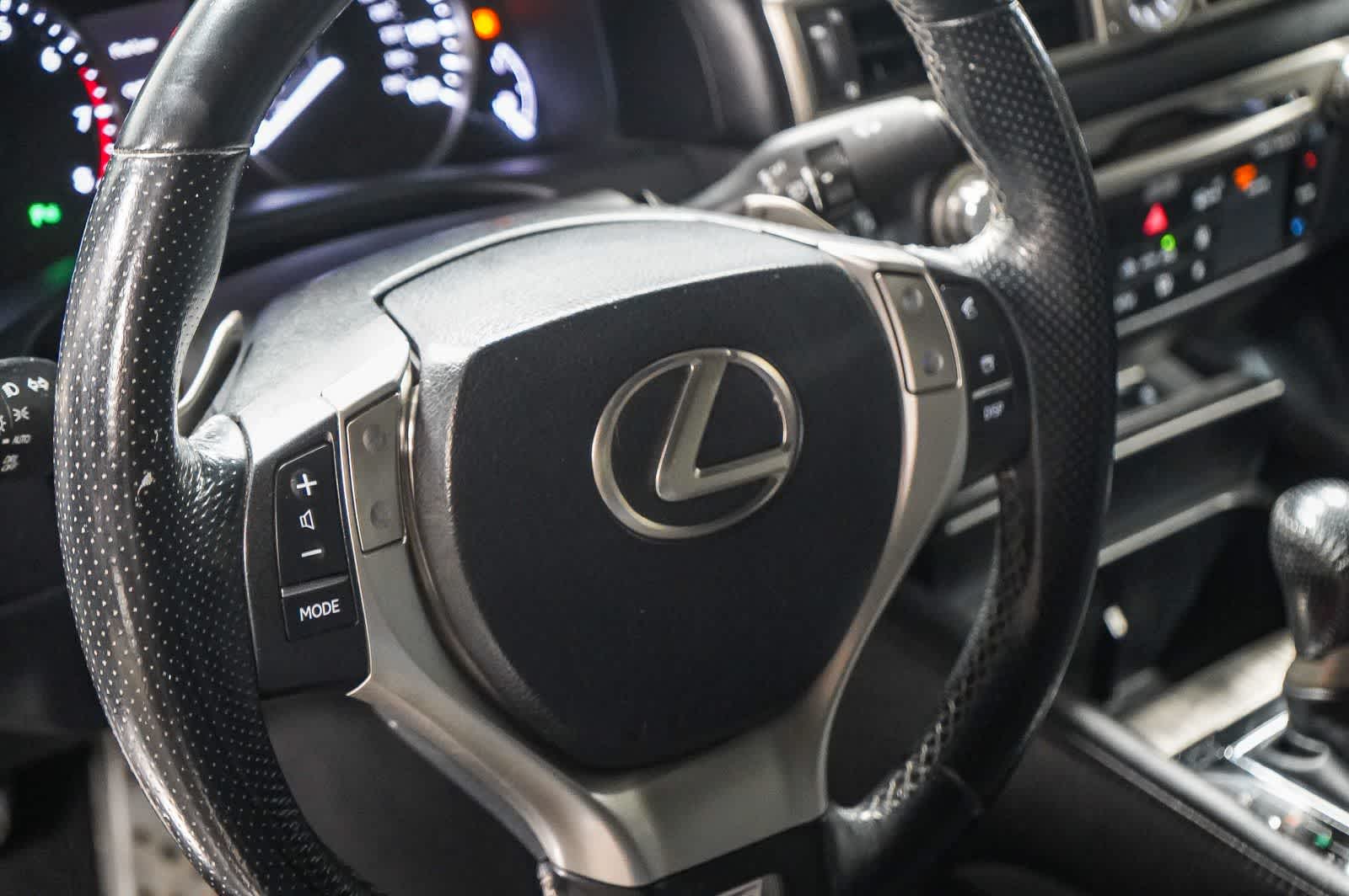 Thumbnail: 2015 Lexus GS - 21