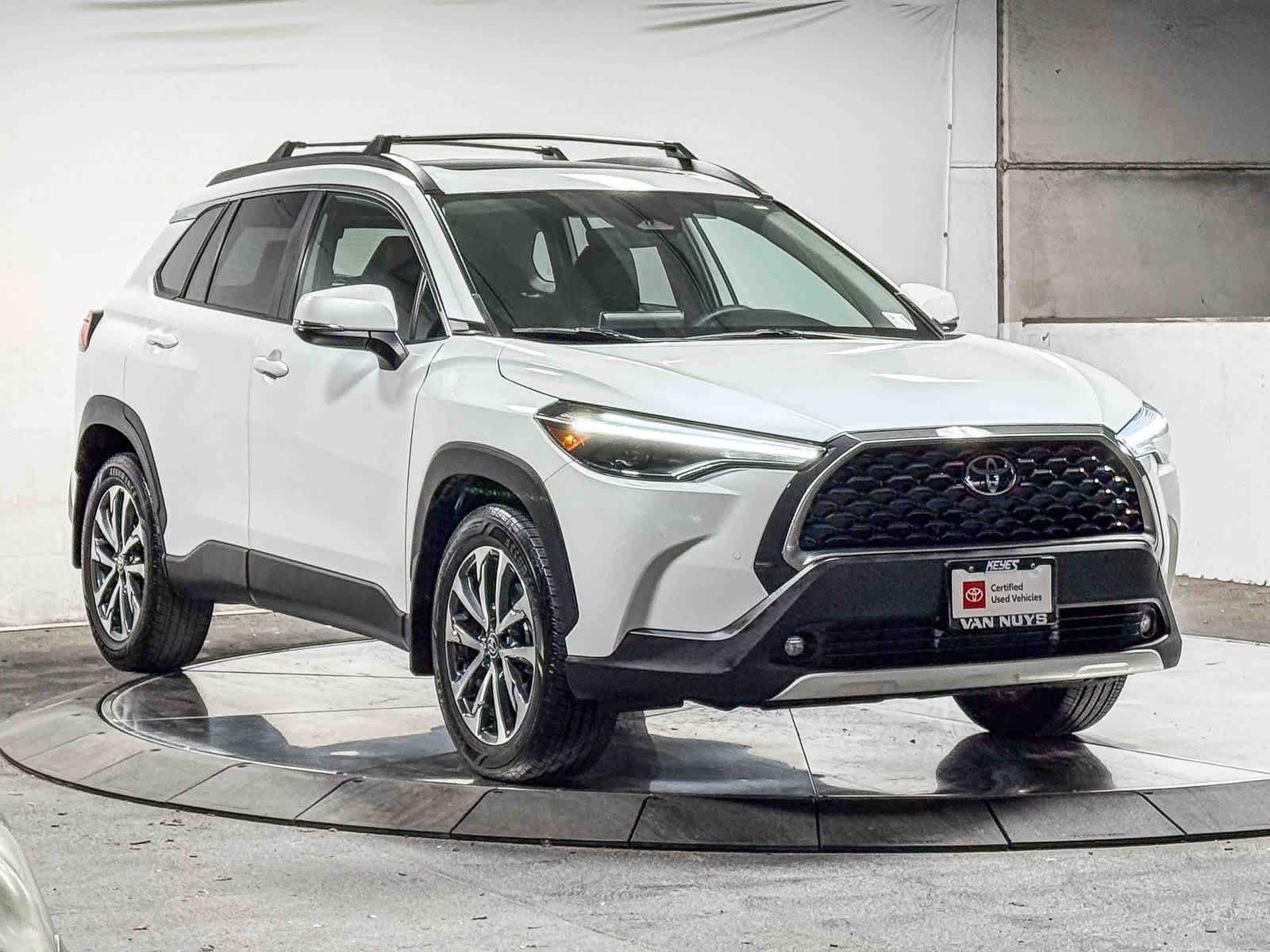 Thumbnail: 2023 Toyota Corolla Cross - 3