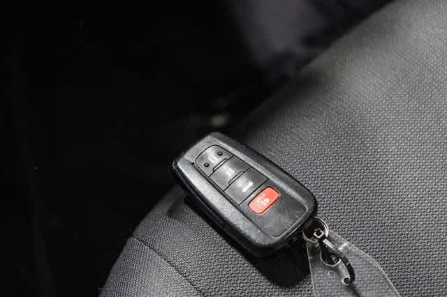 Thumbnail: 2020 Toyota Corolla - 29