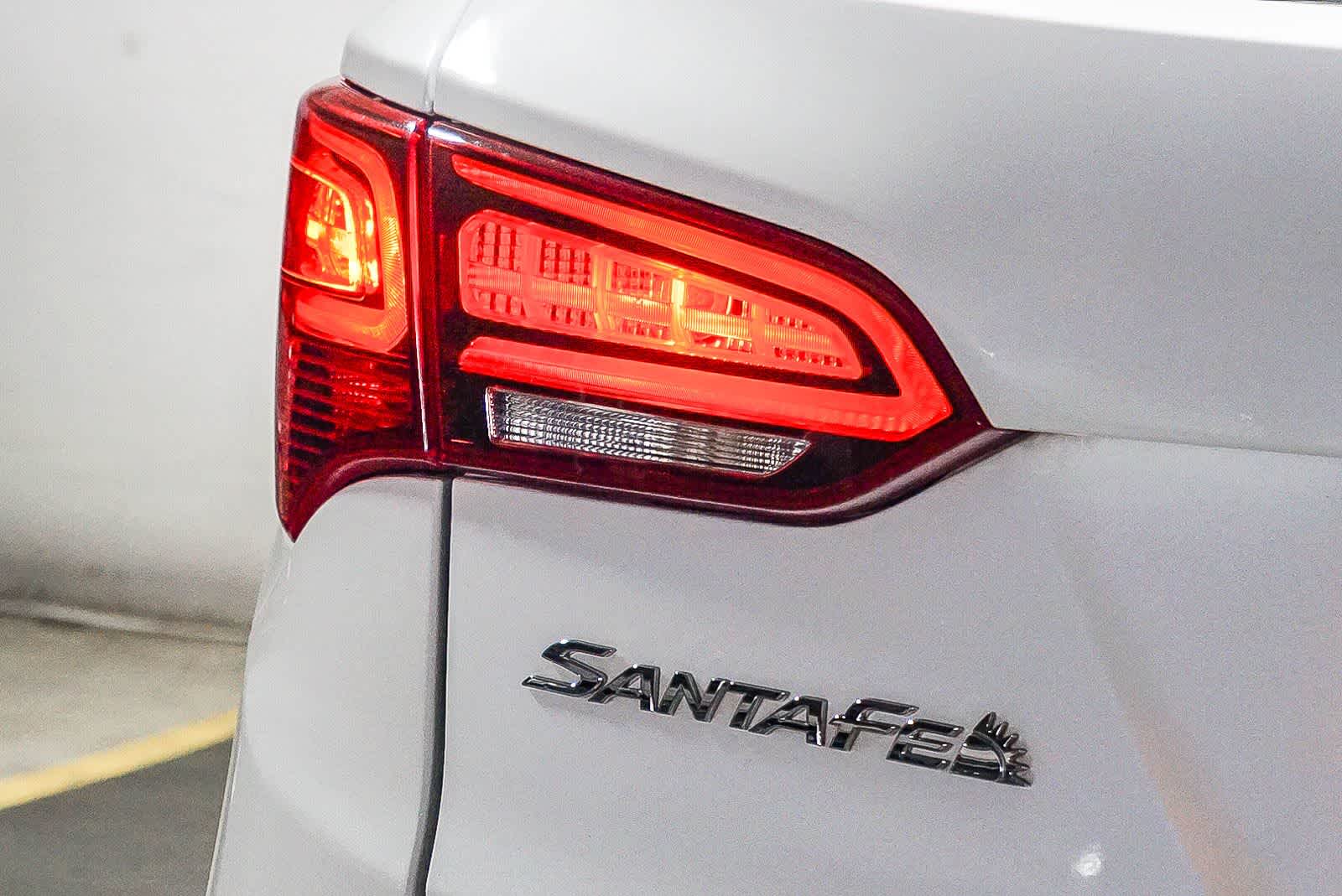 Thumbnail: 2017 Hyundai Santa Fe - 11