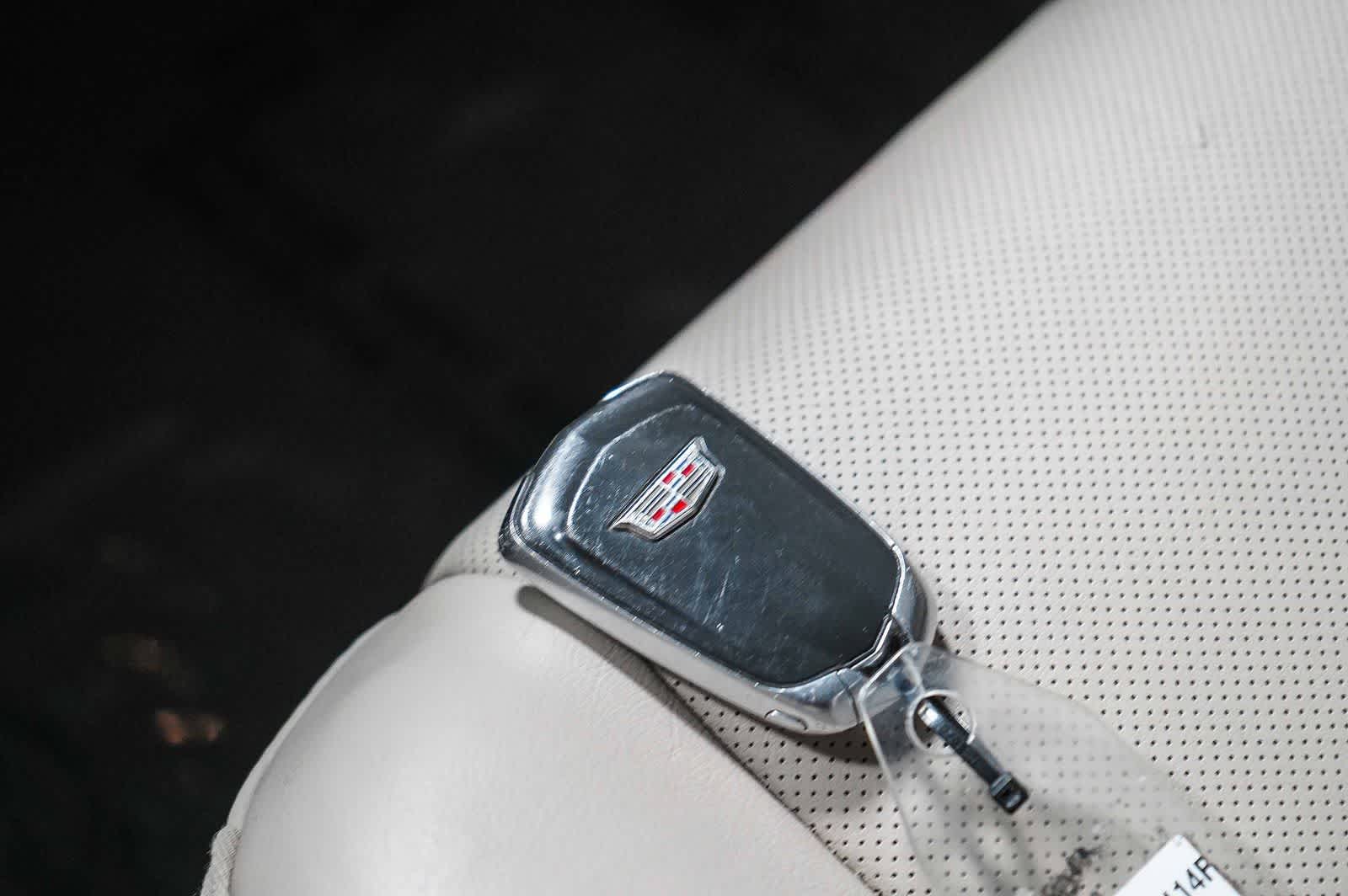 Thumbnail: 2016 Cadillac Escalade - 29