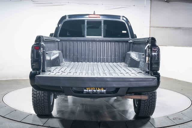 Thumbnail: 2019 Toyota Tacoma - 26