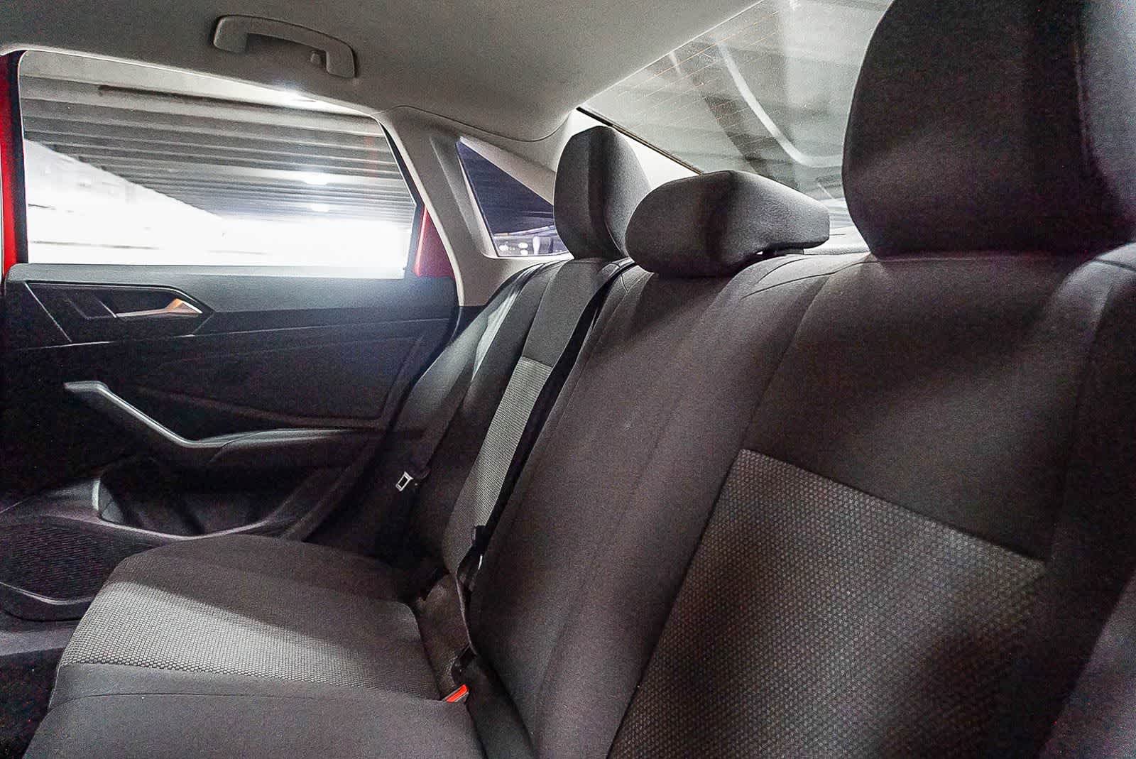 Thumbnail: 2019 Volkswagen Jetta - 17