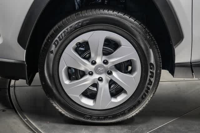 Thumbnail: 2025 Toyota RAV4 - 9
