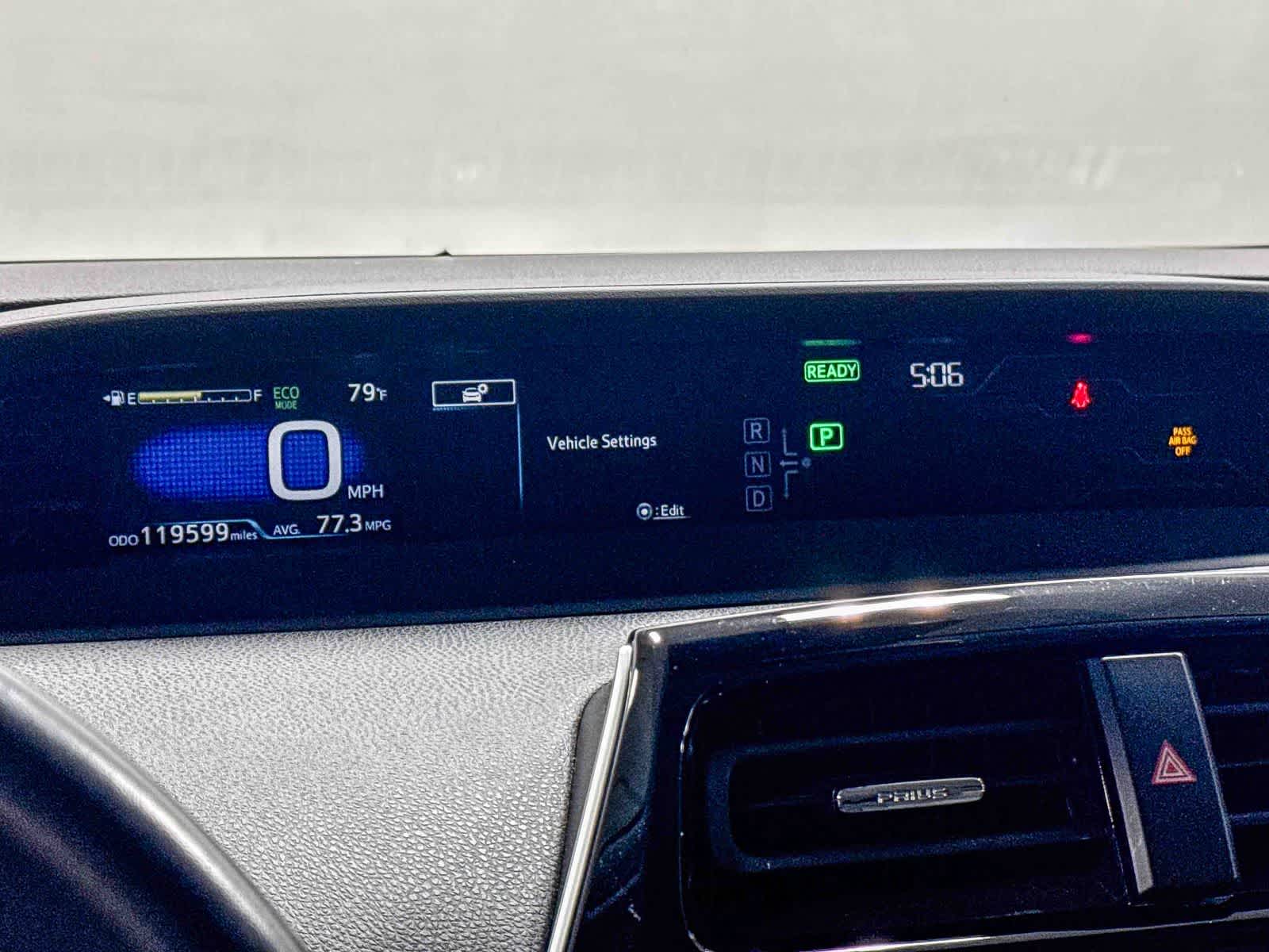 Thumbnail: 2019 Toyota Prius Prime - 23