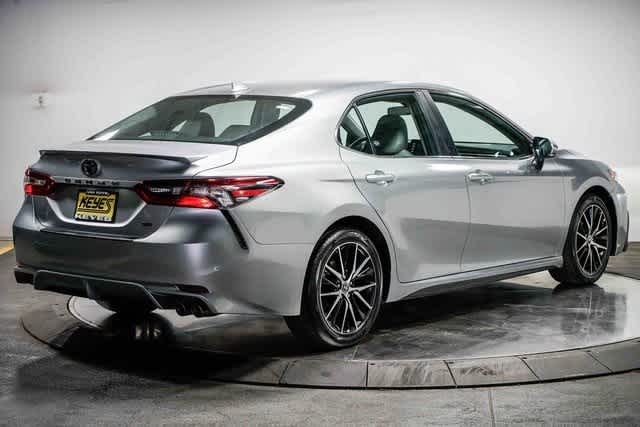 Thumbnail: 2023 Toyota Camry - 5