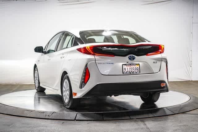 2020 Toyota Prius Prime XLE 3