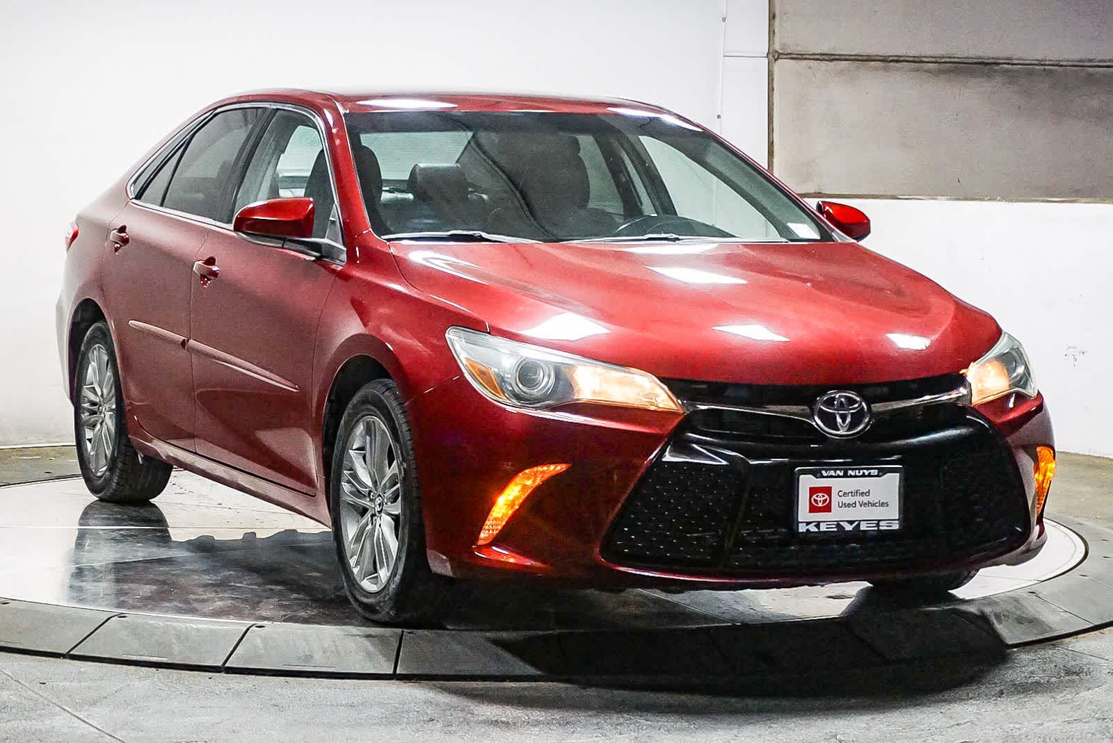Thumbnail: 2016 Toyota Camry - 3