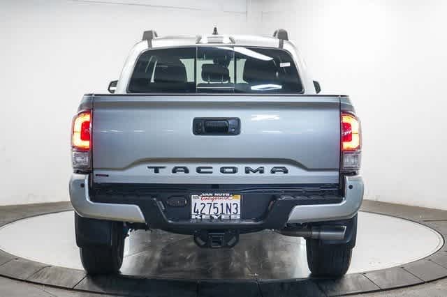 Thumbnail: 2022 Toyota Tacoma - 5