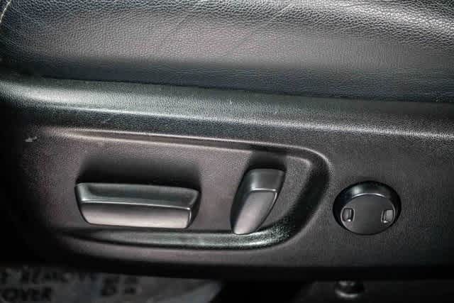 Thumbnail: 2020 Toyota Sienna - 20