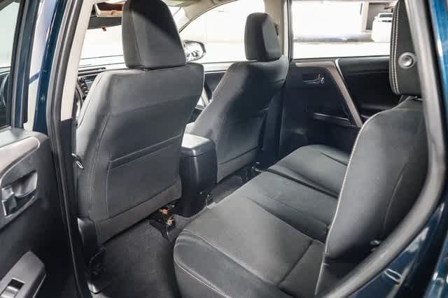 Thumbnail: 2018 Toyota RAV4 - 19
