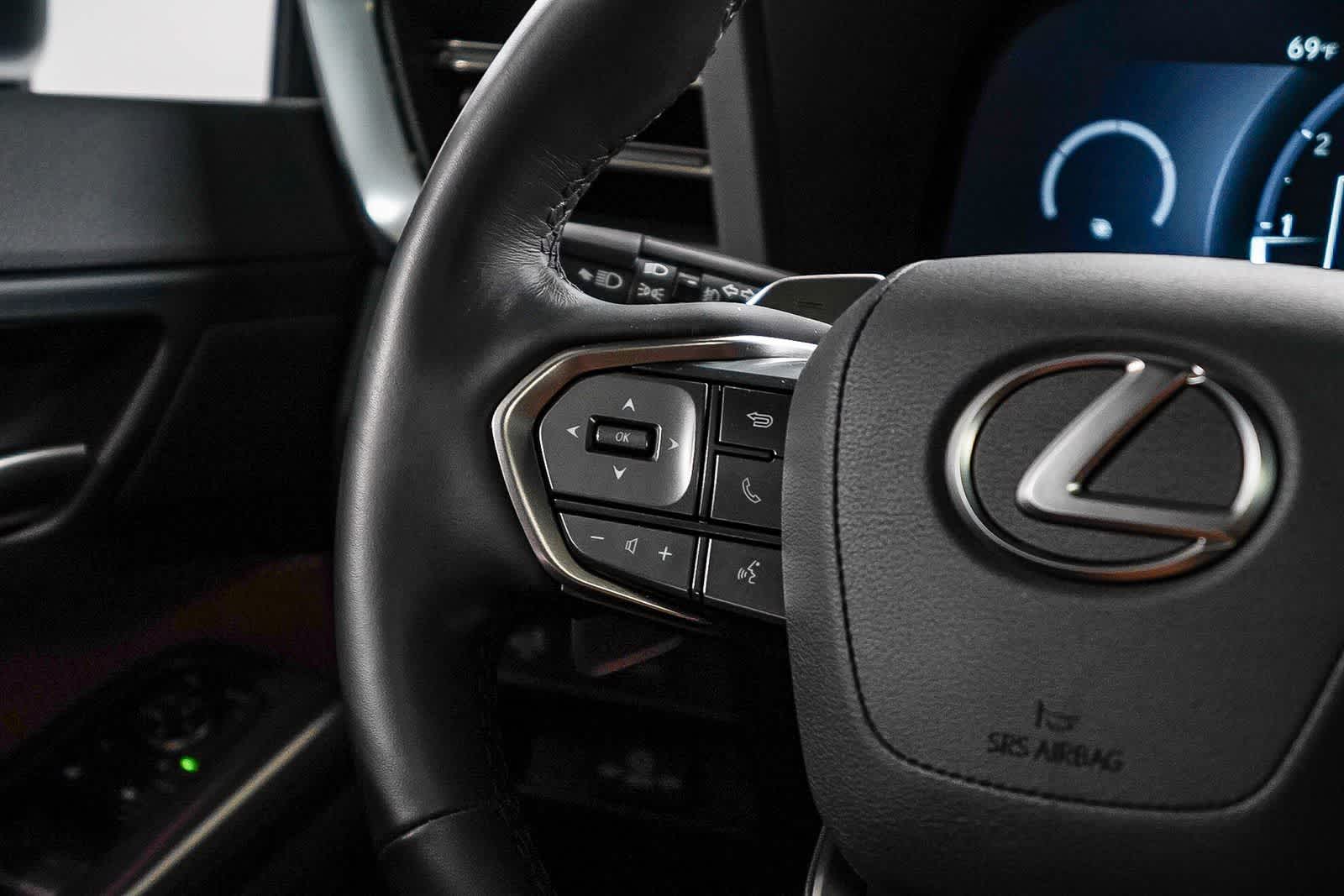 Thumbnail: 2025 Lexus GX - 16