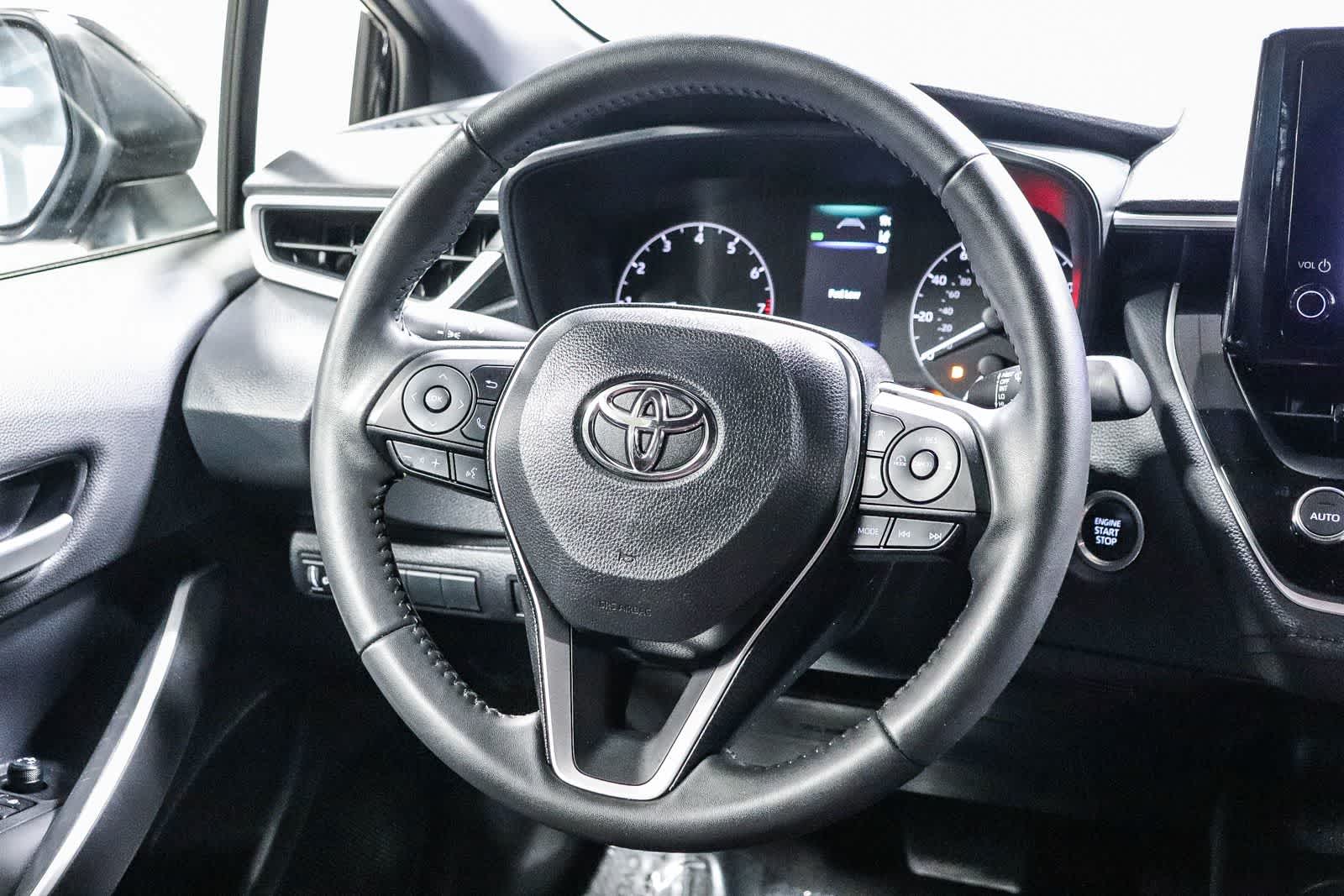 Thumbnail: 2023 Toyota Corolla - 17