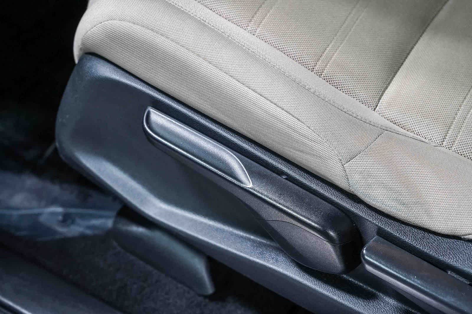 Thumbnail: 2019 Honda CR-V - 21