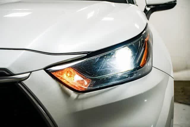 Thumbnail: 2024 Toyota Highlander - 8