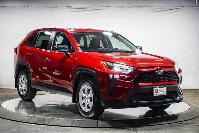 Thumbnail: 2024 Toyota RAV4 - 6