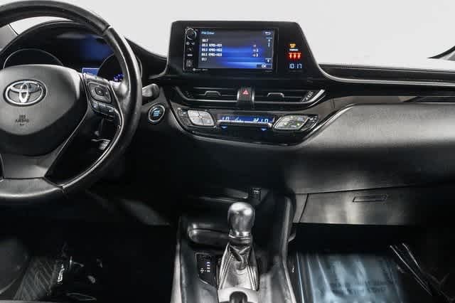 Thumbnail: 2018 Toyota C-HR - 14