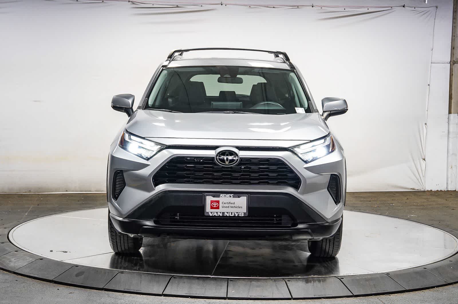 Thumbnail: 2023 Toyota RAV4 - 4