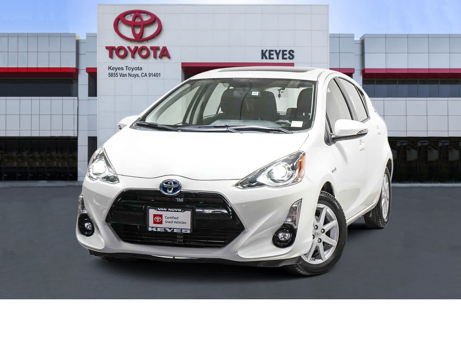 2016 Toyota Prius c Four -
                  Van Nuys, CA