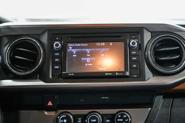 2019 Toyota Tacoma SR5 14