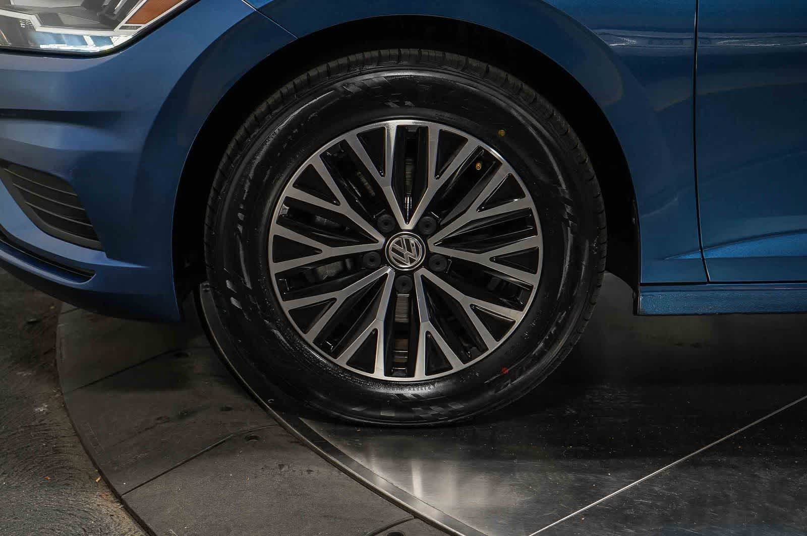 Thumbnail: 2021 Volkswagen Jetta - 9