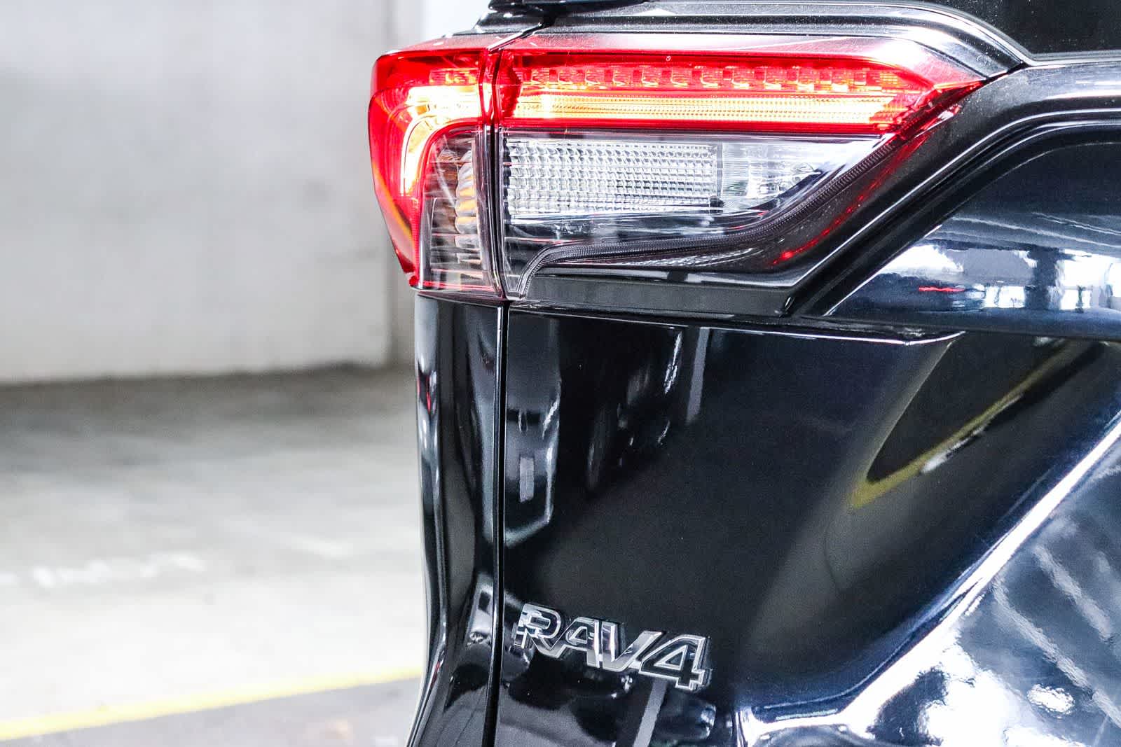 Thumbnail: 2024 Toyota RAV4 - 12