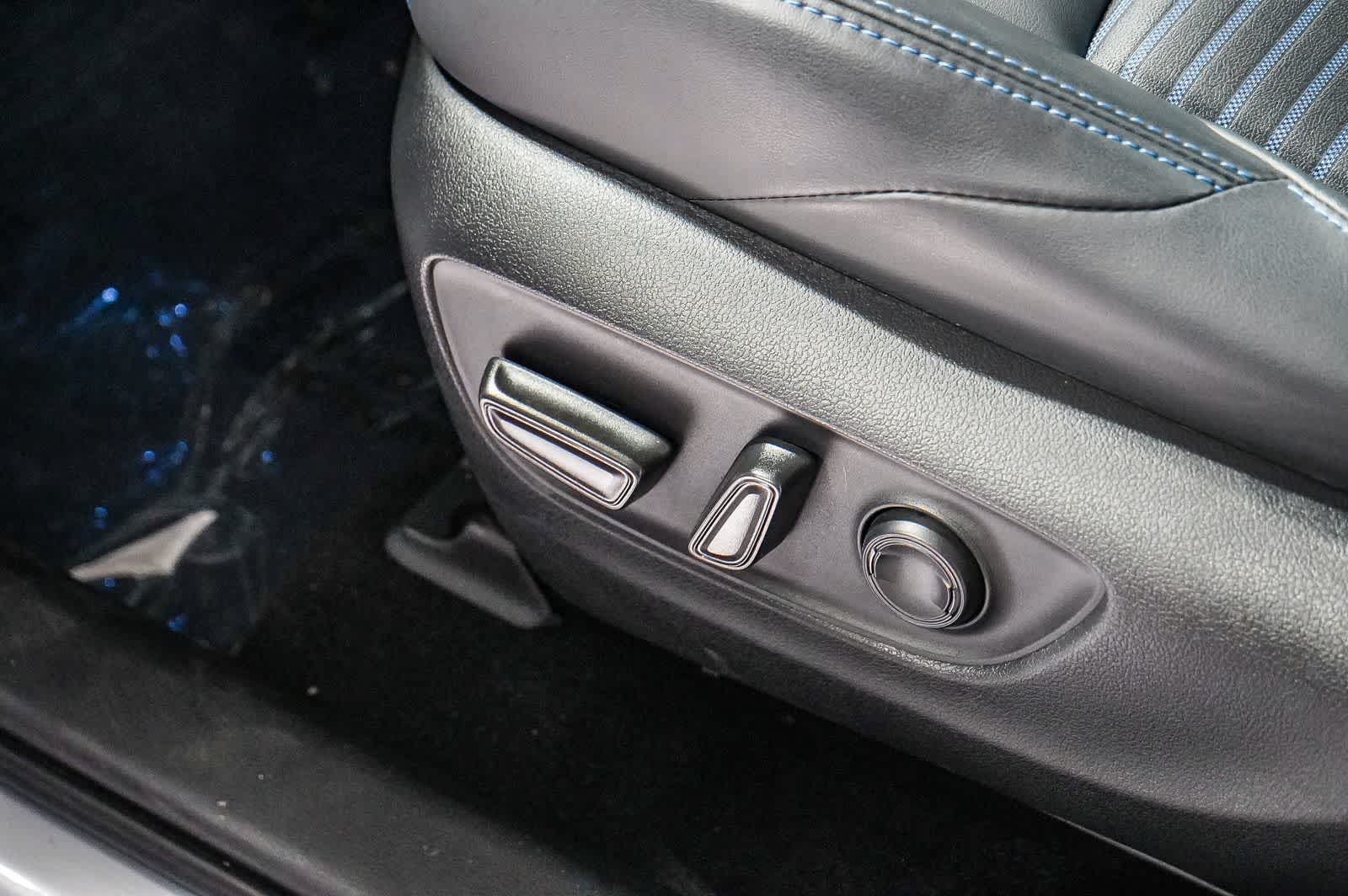 Thumbnail: 2024 Toyota RAV4 - 23