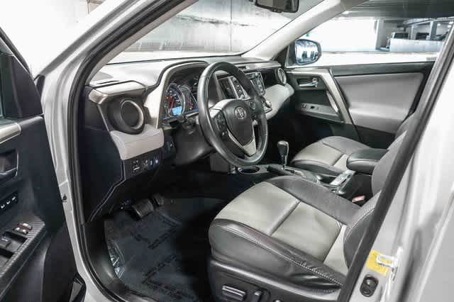 Thumbnail: 2015 Toyota RAV4 - 18