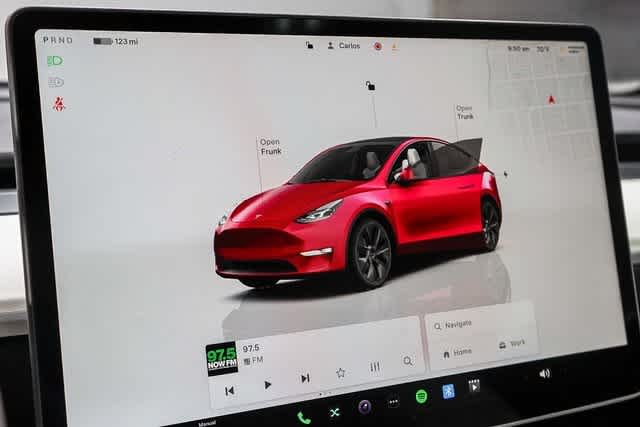 Thumbnail: 2024 Tesla Model Y - 24
