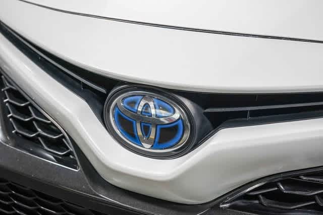 Thumbnail: 2022 Toyota Camry - 9