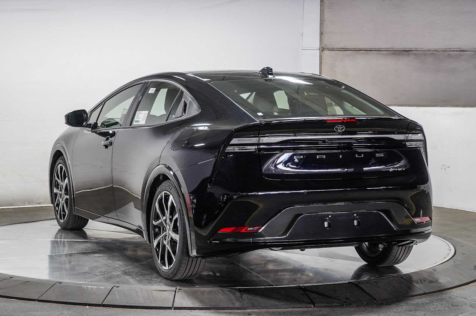 Thumbnail: 2026 Toyota Prius - 6