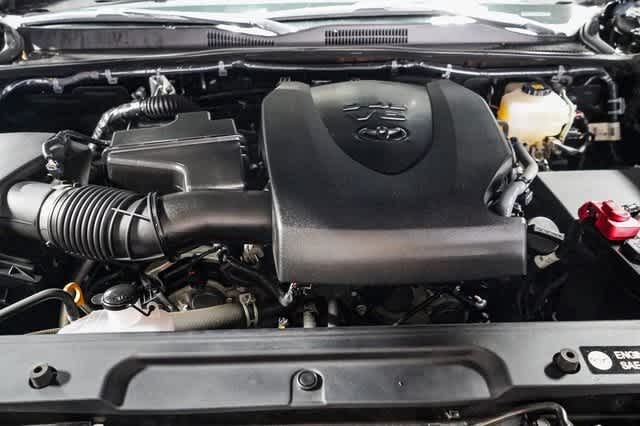 Thumbnail: 2018 Toyota Tacoma - 27