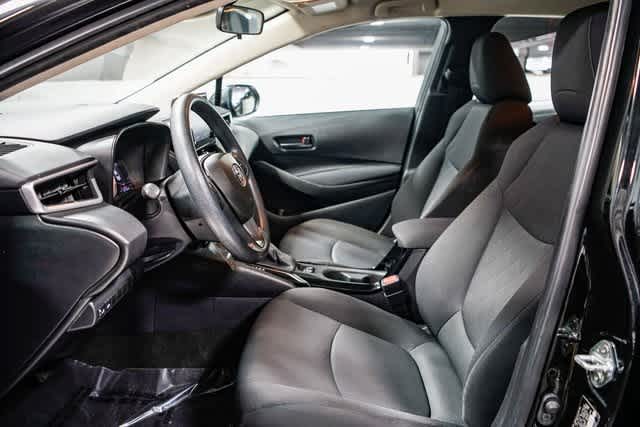 2022 Toyota Corolla LE 17