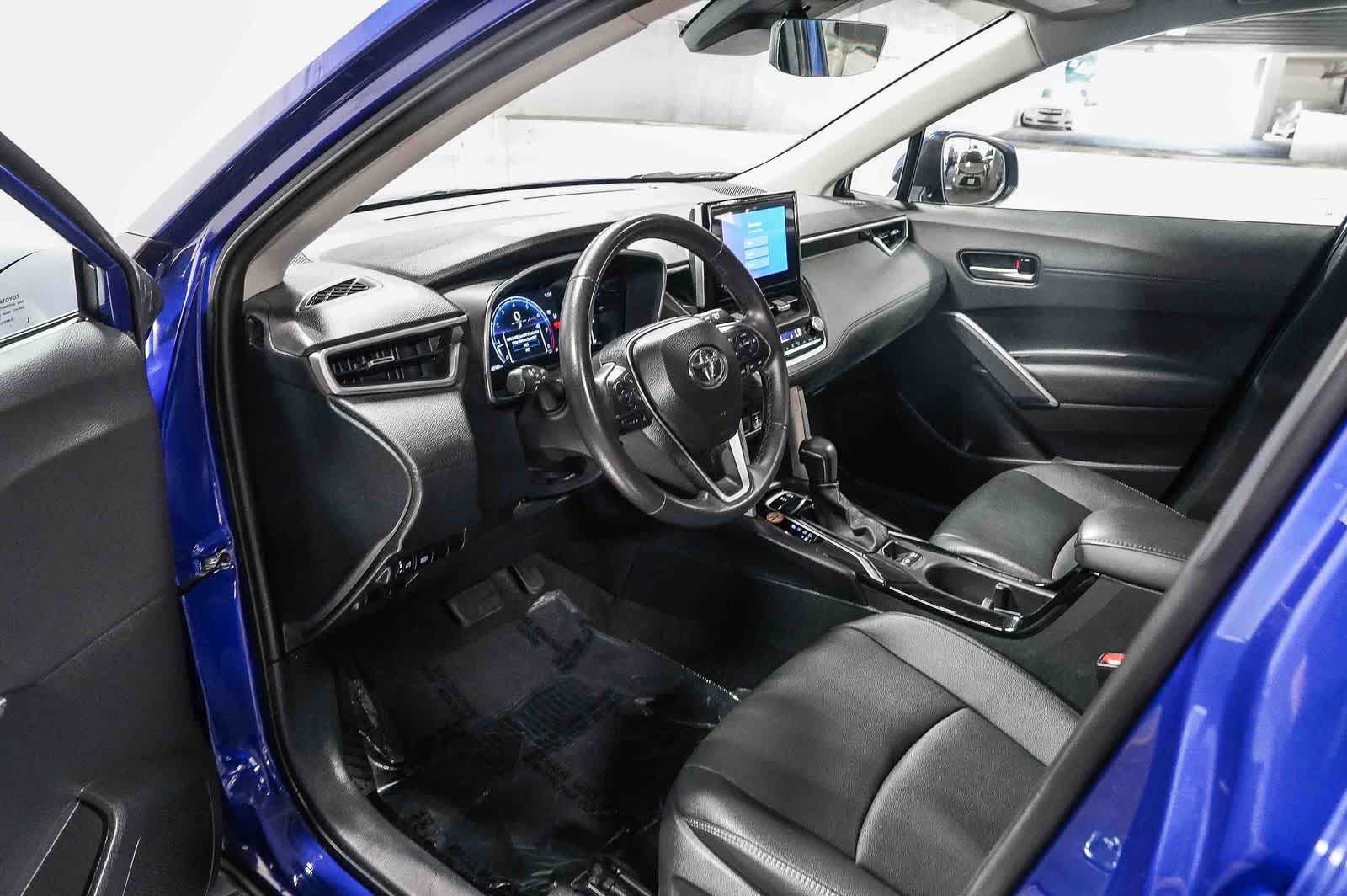 Thumbnail: 2024 Toyota Corolla Cross - 17