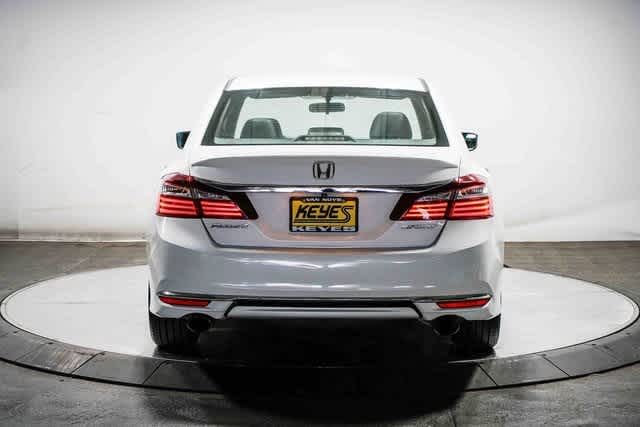 Thumbnail: 2016 Honda Accord - 3