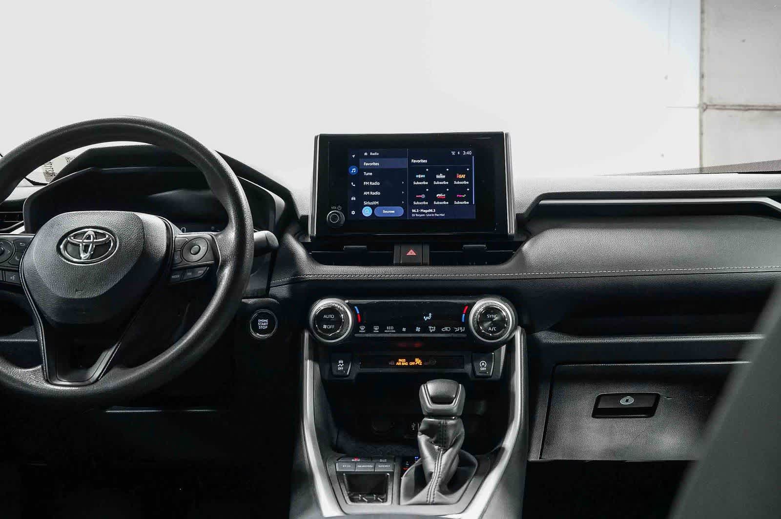 Thumbnail: 2024 Toyota RAV4 - 14