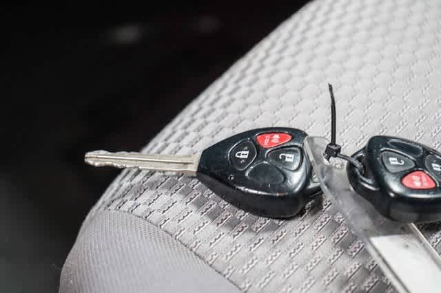 Thumbnail: 2012 Toyota RAV4 - 28
