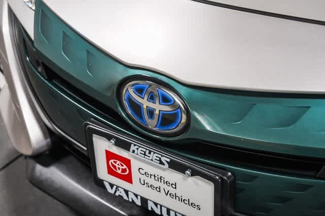 Thumbnail: 2017 Toyota Prius Prime - 9