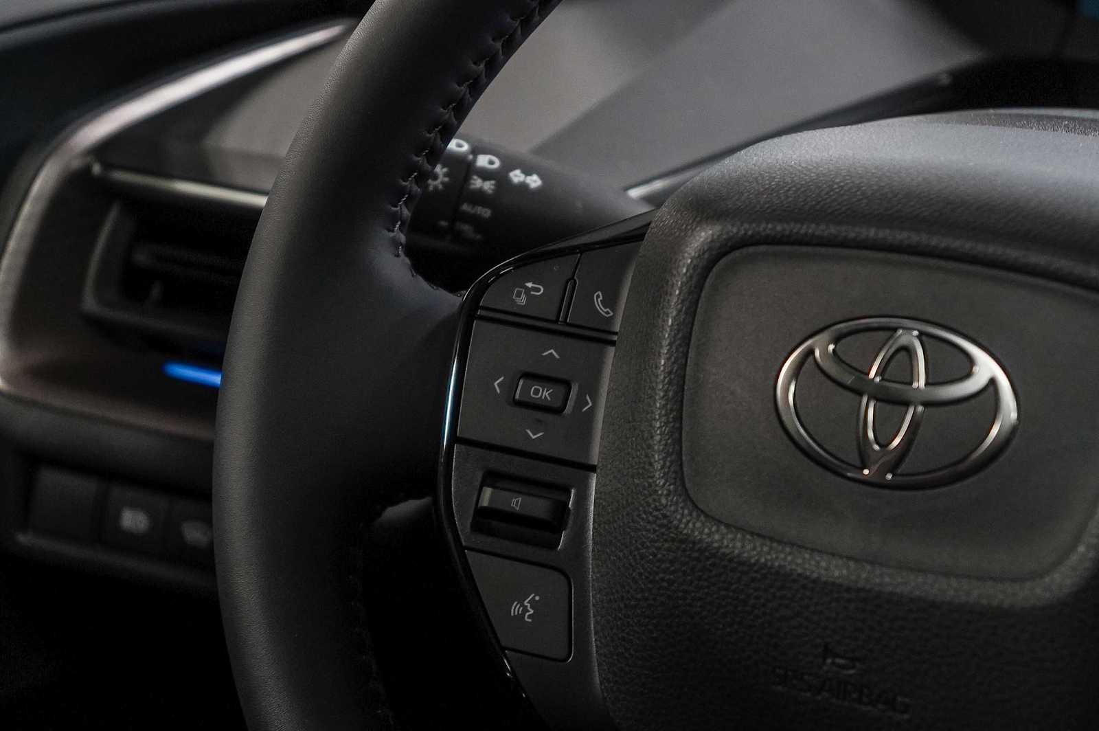 Thumbnail: 2026 Toyota Prius - 18